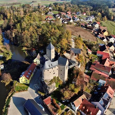 Ferienwohnung Und Sommerhaus Unter Der Burg Falkenberg  Kültér fotó